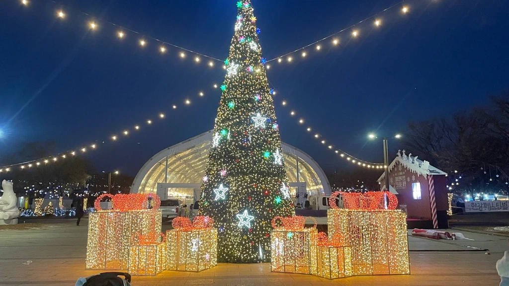 Christmas Tree Purchasing Guide 2 Christmas Tree Purchasing Guide 2