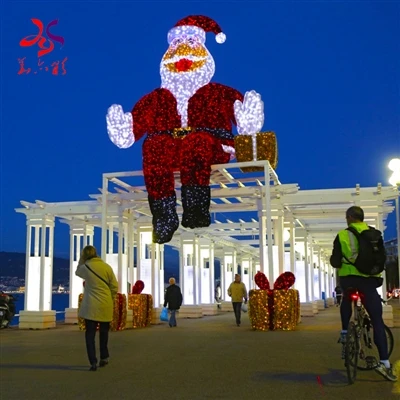 Lauko prekybos centro „Santa Motif“ šviestuvai šventiniam dekoravimui