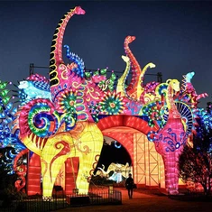 Karštas pardavimas pagal užsakymą Dinozaurų šventinis žibintas gyvūnų žibintas